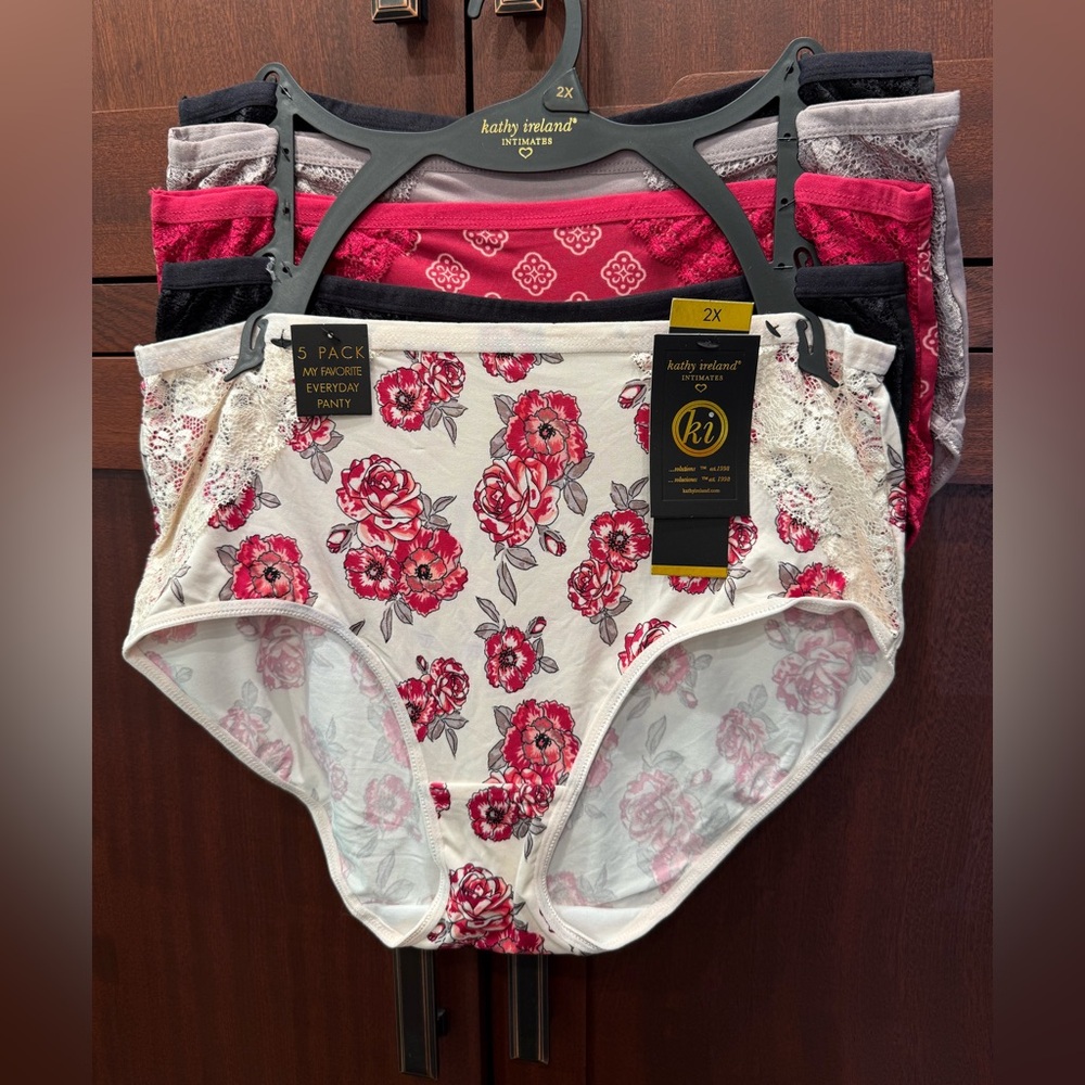 Kathy Ireland NWT 5 Pack Red & Cream Floral Black Taupe Lace Panties Set (I077)